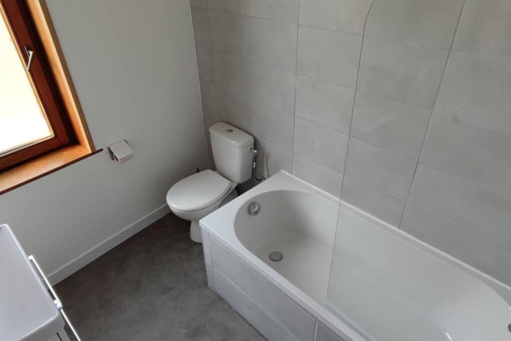 Maison Ronchin/Lille - Proche Toutes Commodites Exterior photo